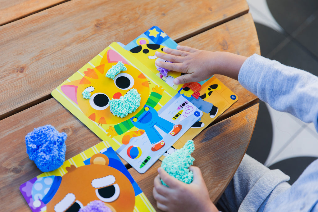 Playfoam Shape and Learn Feelings