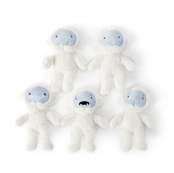 The Feels Kit - 5 Plush toys, 2 books and a Pillow